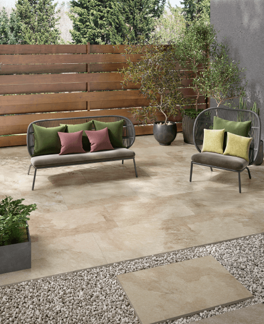 PAGE 45 A MINERAL BEIGE TOP IMAGE